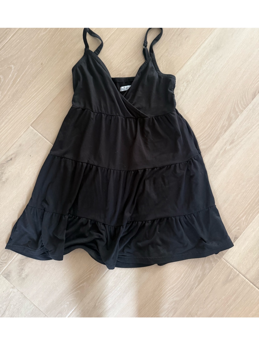 Hollister Black Sleeveless Tiered Dress